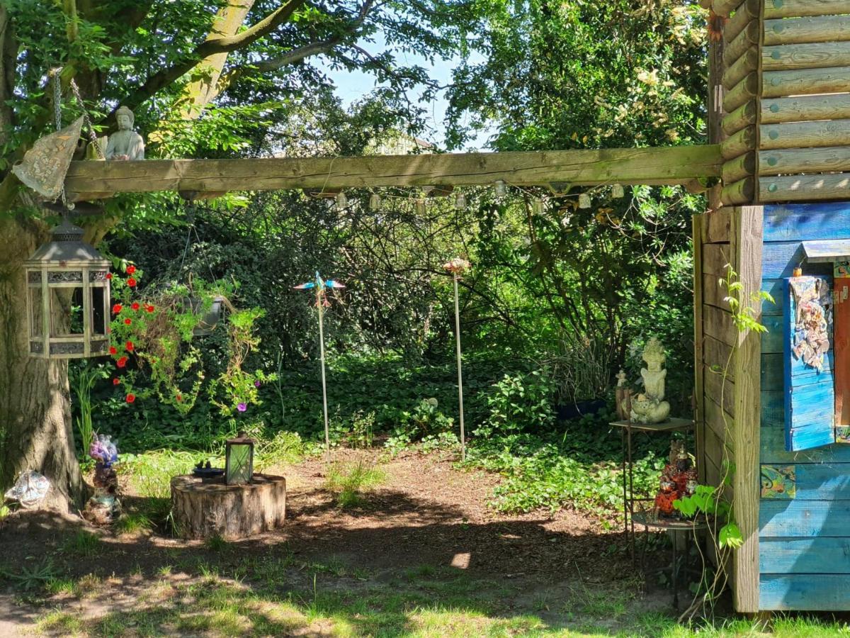 De Vliegende Vlinder Acomodação com café da manhã Nederweert Exterior foto