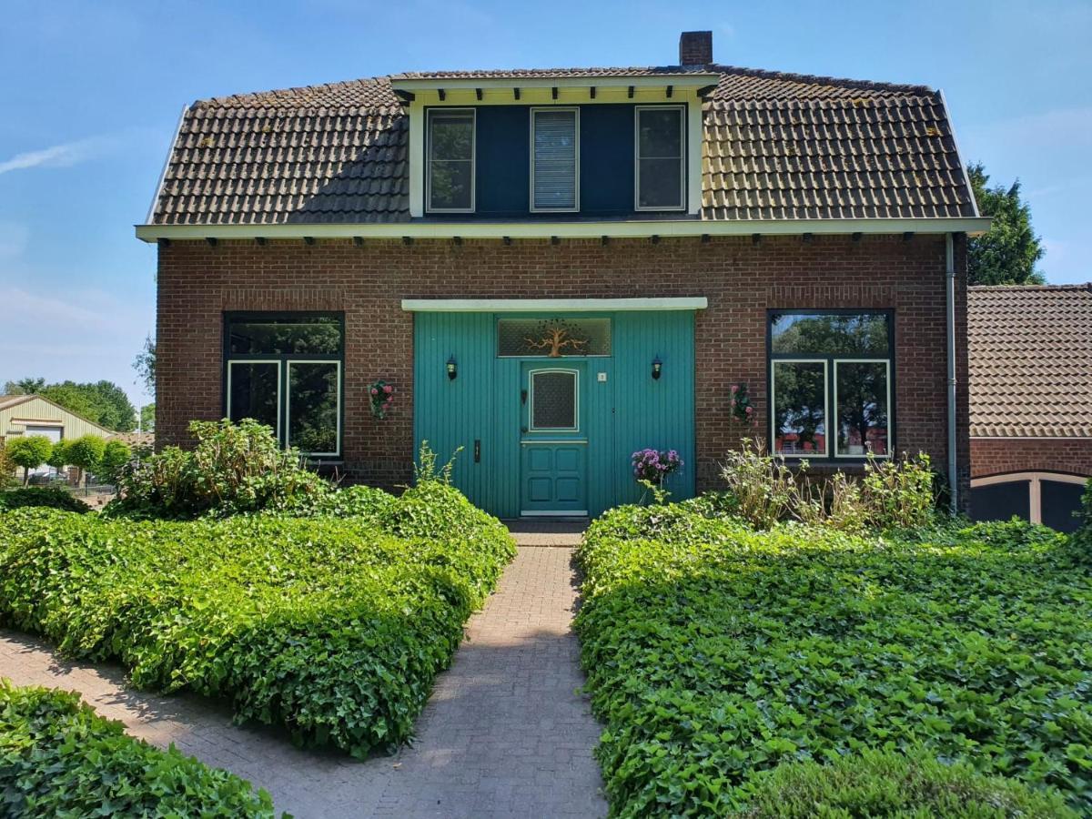 De Vliegende Vlinder Acomodação com café da manhã Nederweert Exterior foto