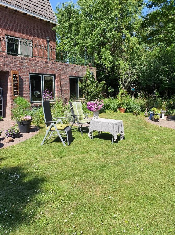 De Vliegende Vlinder Acomodação com café da manhã Nederweert Exterior foto